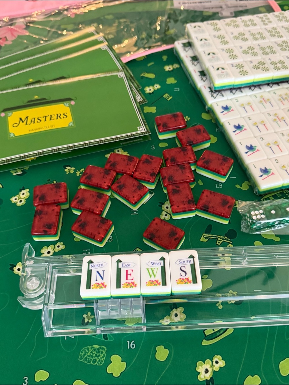 Mahjong Set with Mat, Tiles, cards and dice - Picture 16 of 16